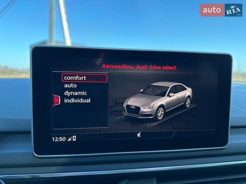 Седан Audi A4 2018 в Львові