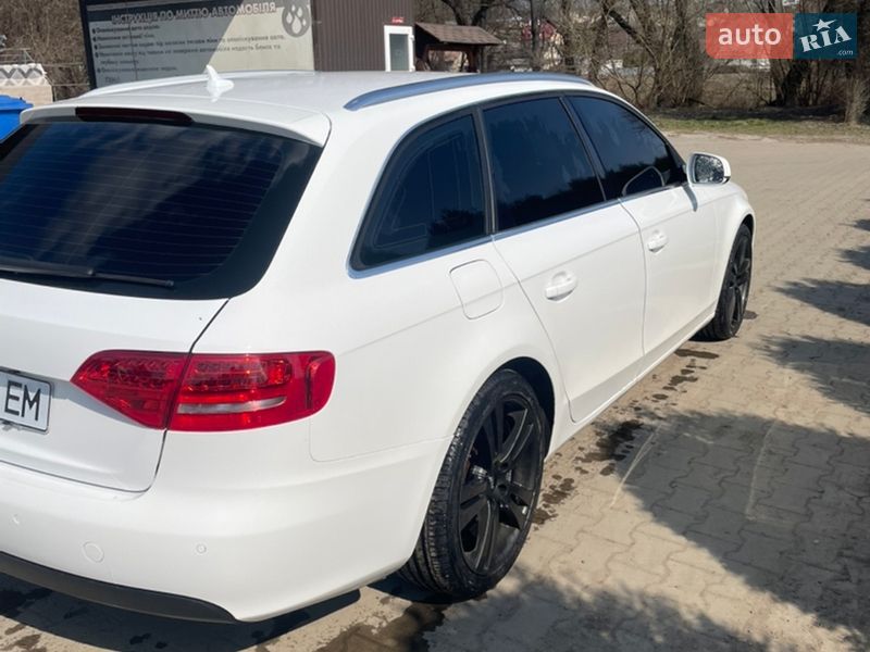 Универсал Audi A4 2011 в Черновцах