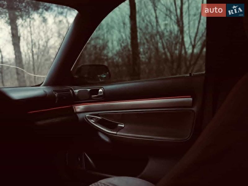 Седан Audi A4 2000 в Львові