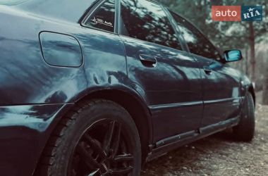 audi a4 2000 в Львов от профессионального продавца 