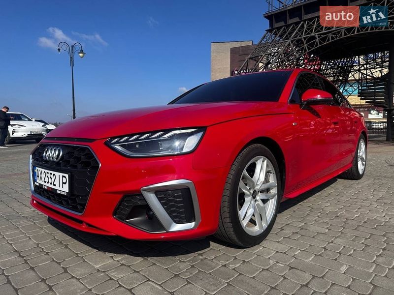 Седан Audi A4 2023 в Яворове