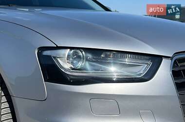 Седан Audi A4 2014 в Львове