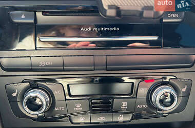 Седан Audi A4 2014 в Львове