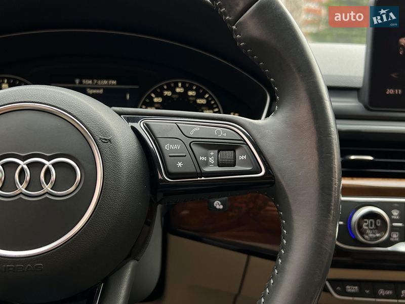 Седан Audi A4 2017 в Львові