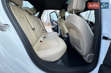 Седан Audi A4 2017 в Чернигове