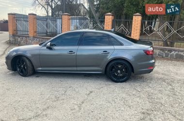 Седан Audi A4 2018 в Обухове