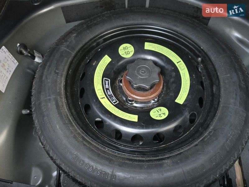 Седан Audi A4 2013 в Києві