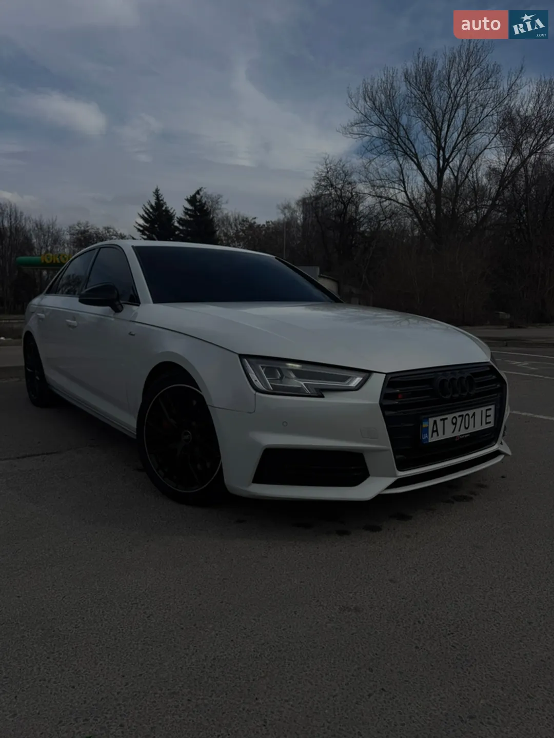 2017 Audi A4 - фото 1
