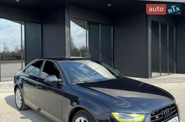 Седан Audi A4 2014 в Шептицькому