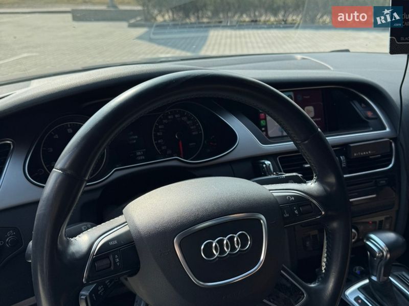 Седан Audi A4 2014 в Шептицькому