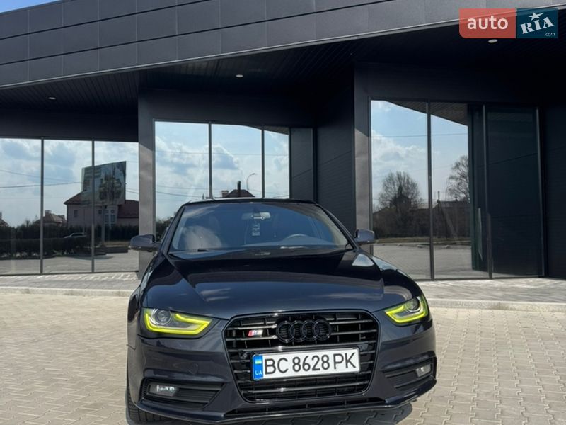 Седан Audi A4 2014 в Шептицькому