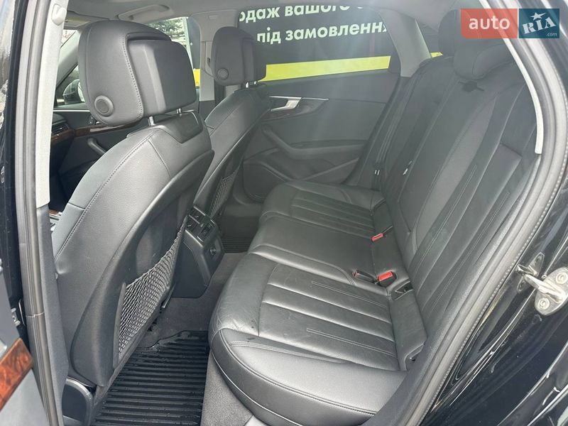 Седан Audi A4 2018 в Ивано-Франковске