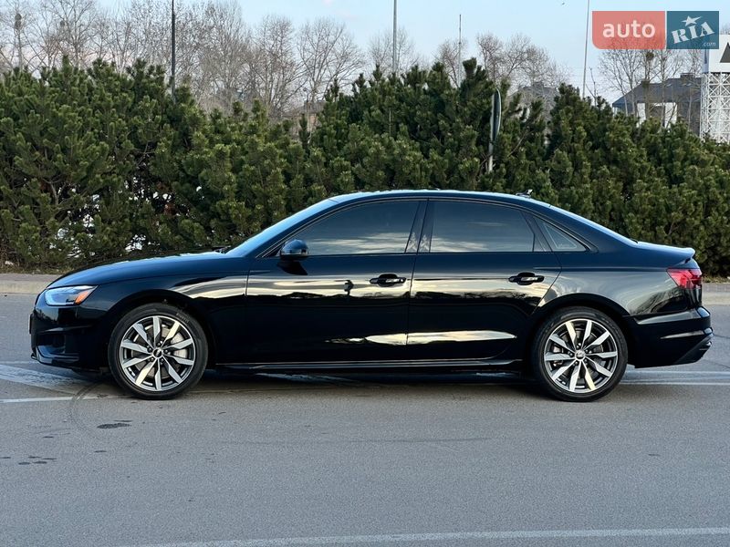 Седан Audi A4 2021 в Києві