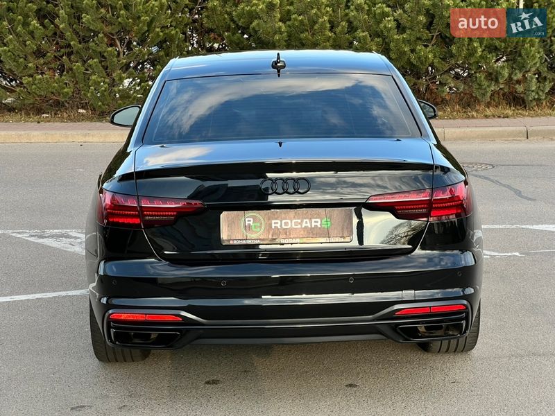 Седан Audi A4 2021 в Києві