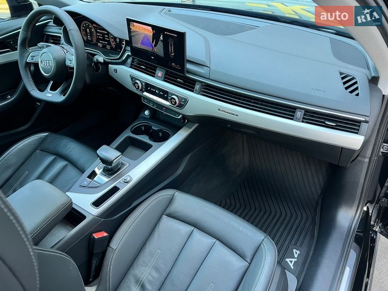 Седан Audi A4 2021 в Києві