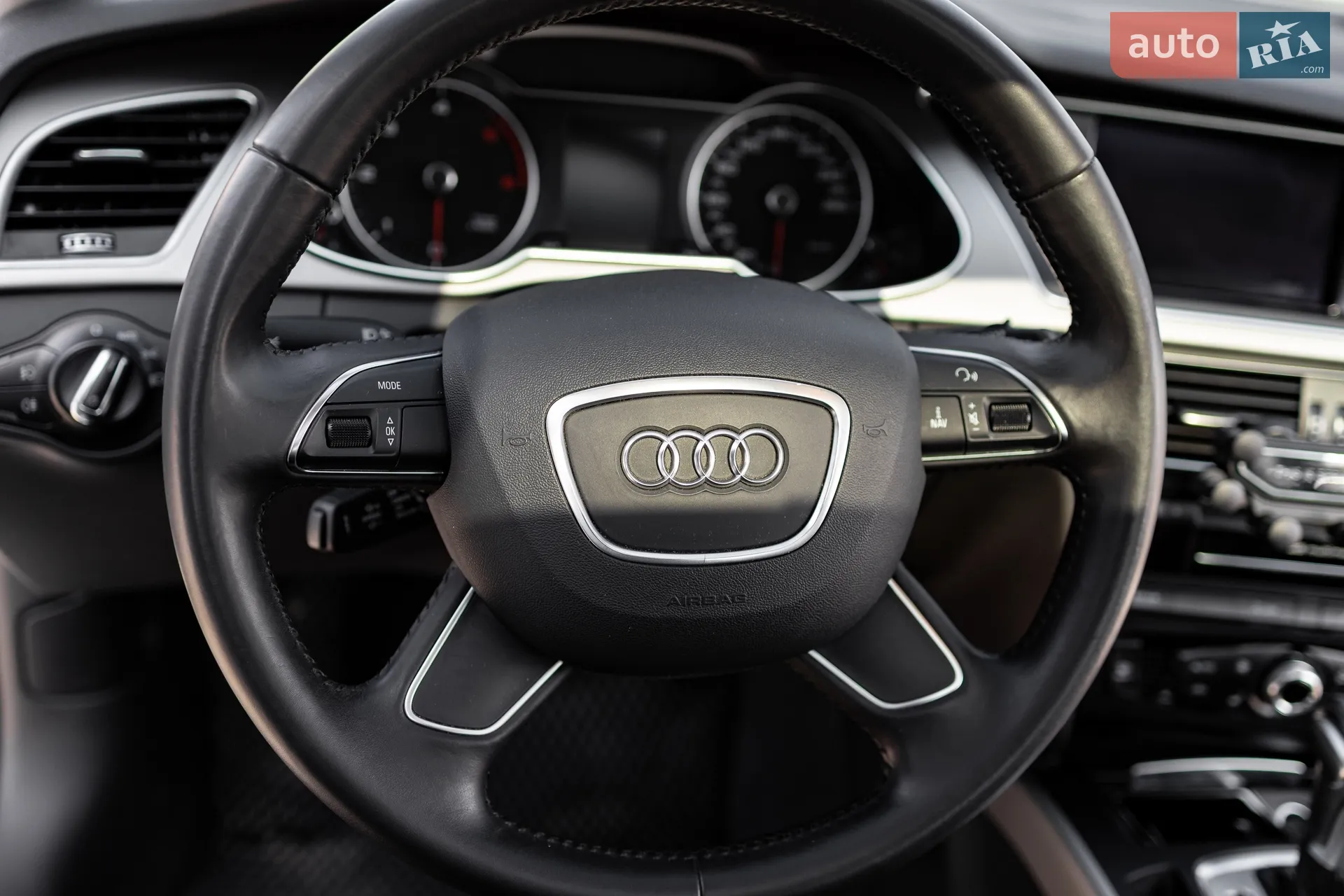 2013 Audi A4 - мініатюра 8