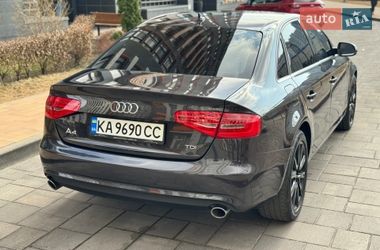 Седан Audi A4 2013 в Києві
