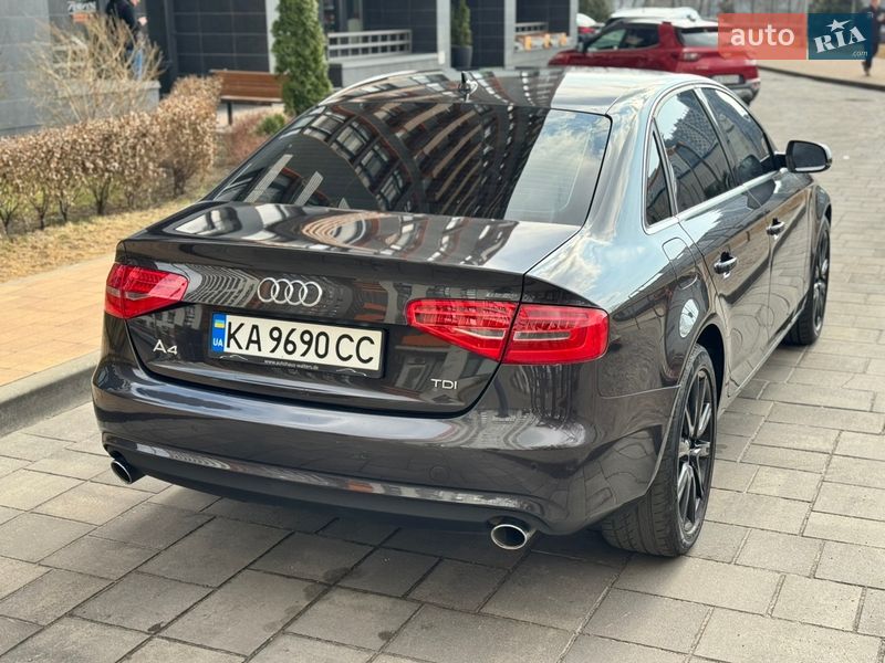 Седан Audi A4 2013 в Києві