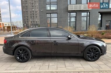 Седан Audi A4 2013 в Києві