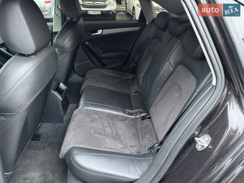 Седан Audi A4 2013 в Києві