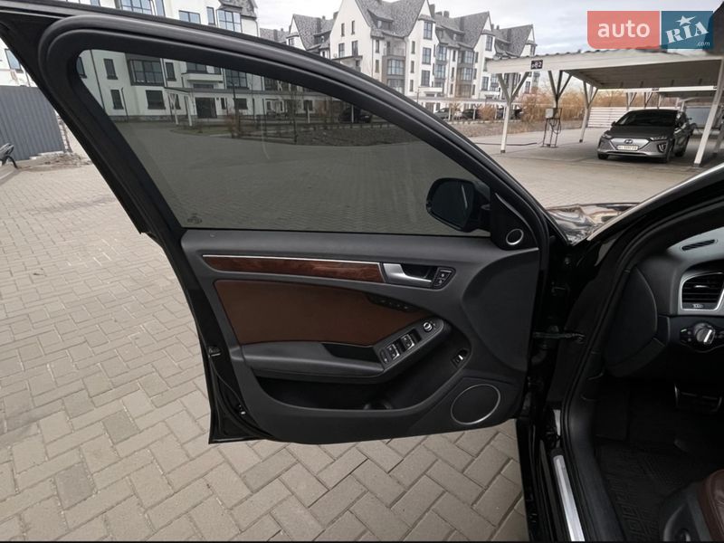 Седан Audi A4 2012 в Броварах