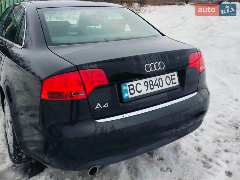Седан Audi A4 2004 в Радомышле