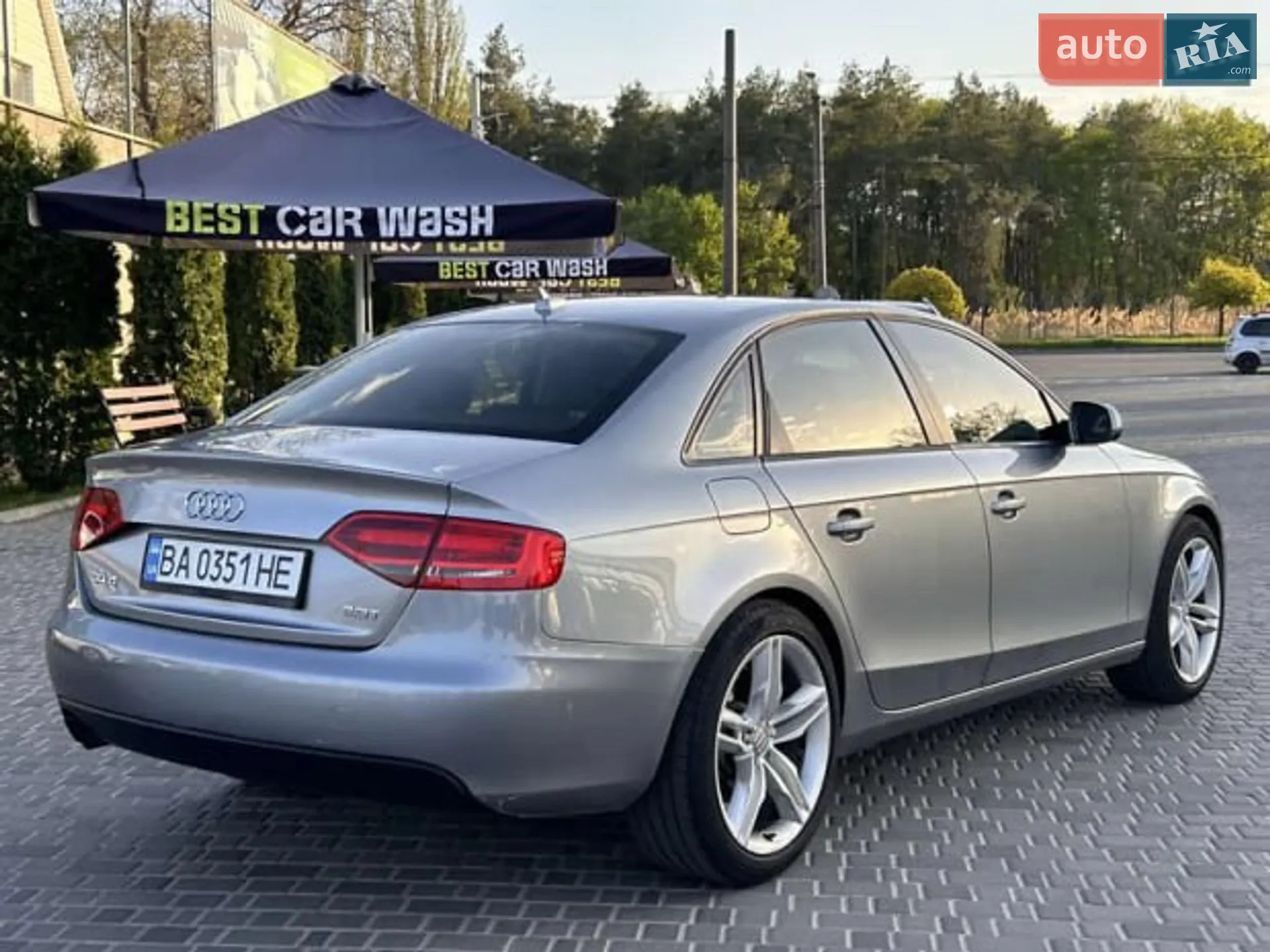 2010 Audi A4 - мініатюра 3