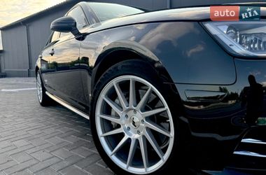 Седан Audi A4 2016 в Новоукраинке