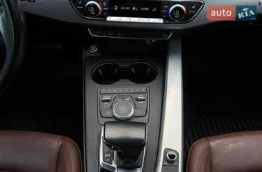 Седан Audi A4 2016 в Новоукраинке