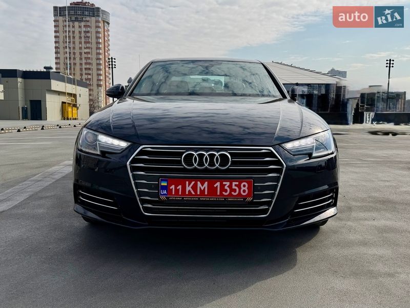 Седан Audi A4 2017 в Киеве