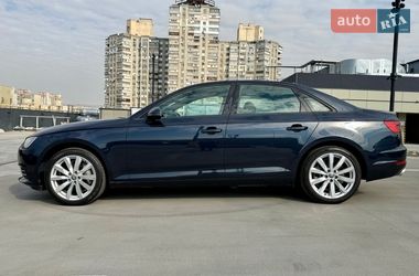 Седан Audi A4 2017 в Киеве