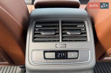 Седан Audi A4 2017 в Киеве