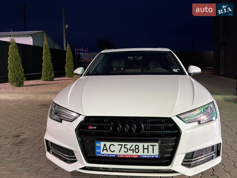 Audi A4 2016