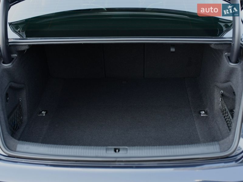 Седан Audi A4 2017 в Львове фото 30 Седан Audi A4 2017 в Львове
