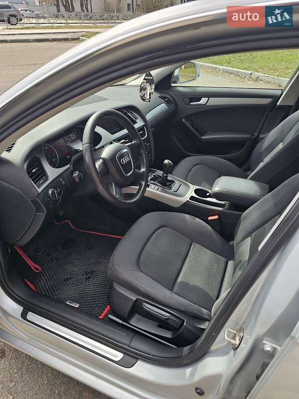 Седан Audi A4 2008 в Кропивницькому