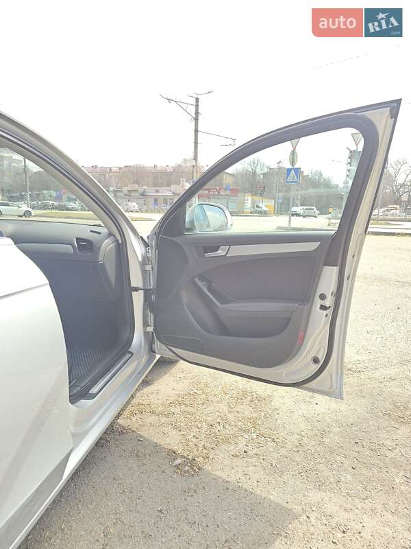 Седан Audi A4 2008 в Кропивницькому