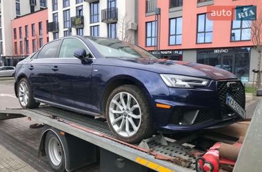 Седан Audi A4 2018 в Львове