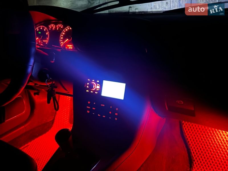 Седан Audi A4 1999 в Бориславе