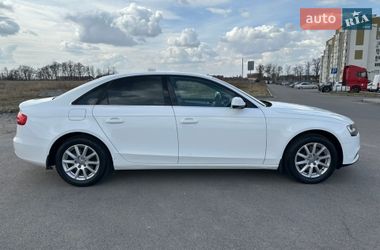 Седан Audi A4 2015 в Виннице