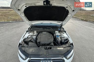 Седан Audi A4 2015 в Виннице
