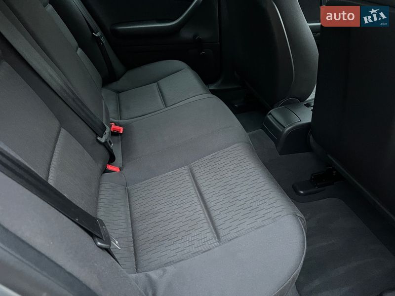 Седан Audi A4 2005 в Києві фото 55 Седан Audi A4 2005 в Києві