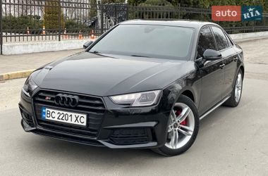 Седан Audi A4 2018 в Львове