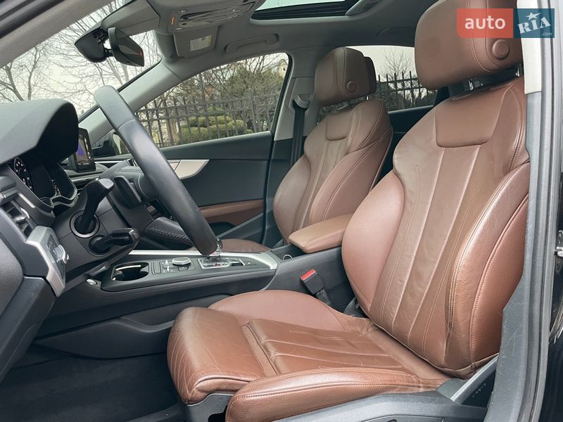 Седан Audi A4 2018 в Львові