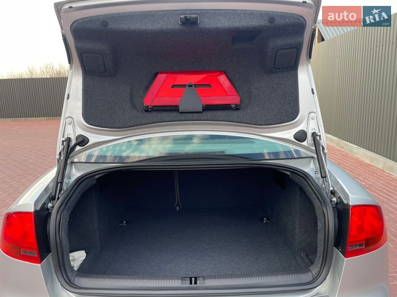 Седан Audi A4 2006 в Сарнах фото 138 Седан Audi A4 2006 в Сарнах