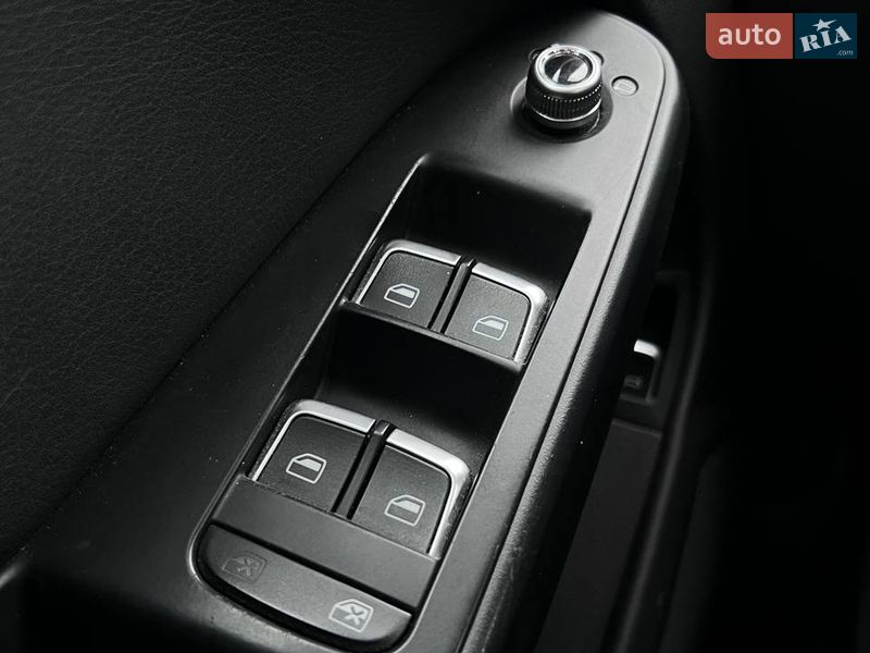 Седан Audi A4 2015 в Києві фото 20 Седан Audi A4 2015 в Києві