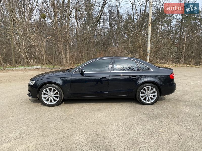 Седан Audi A4 2013 в Киеве