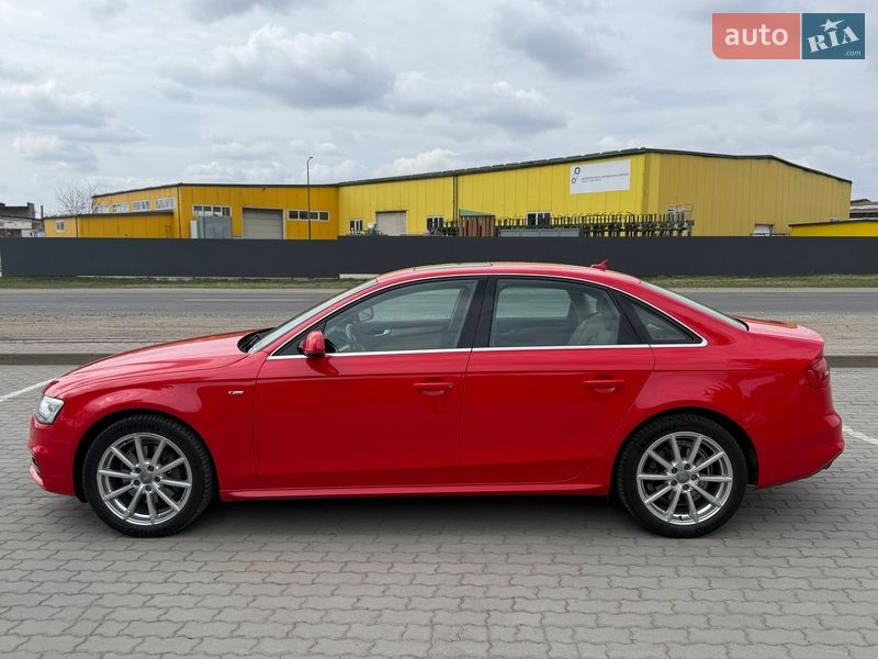 Седан Audi A4 2015 в Радехове
