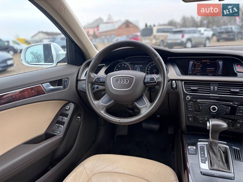 Седан Audi A4 2014 в Коломые