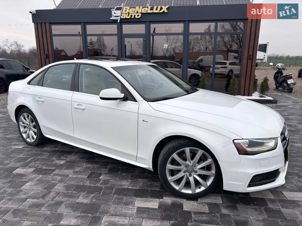 2013 Audi A4 - мініатюра 24
