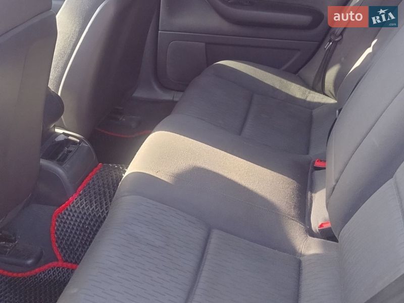 Универсал Audi A4 2005 в Полтаве фото 7 Универсал Audi A4 2005 в Полтаве